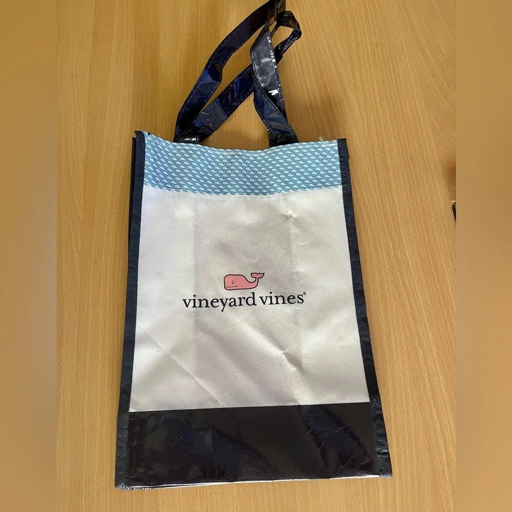 Vineyard Vines Reuseable Shopping Tote